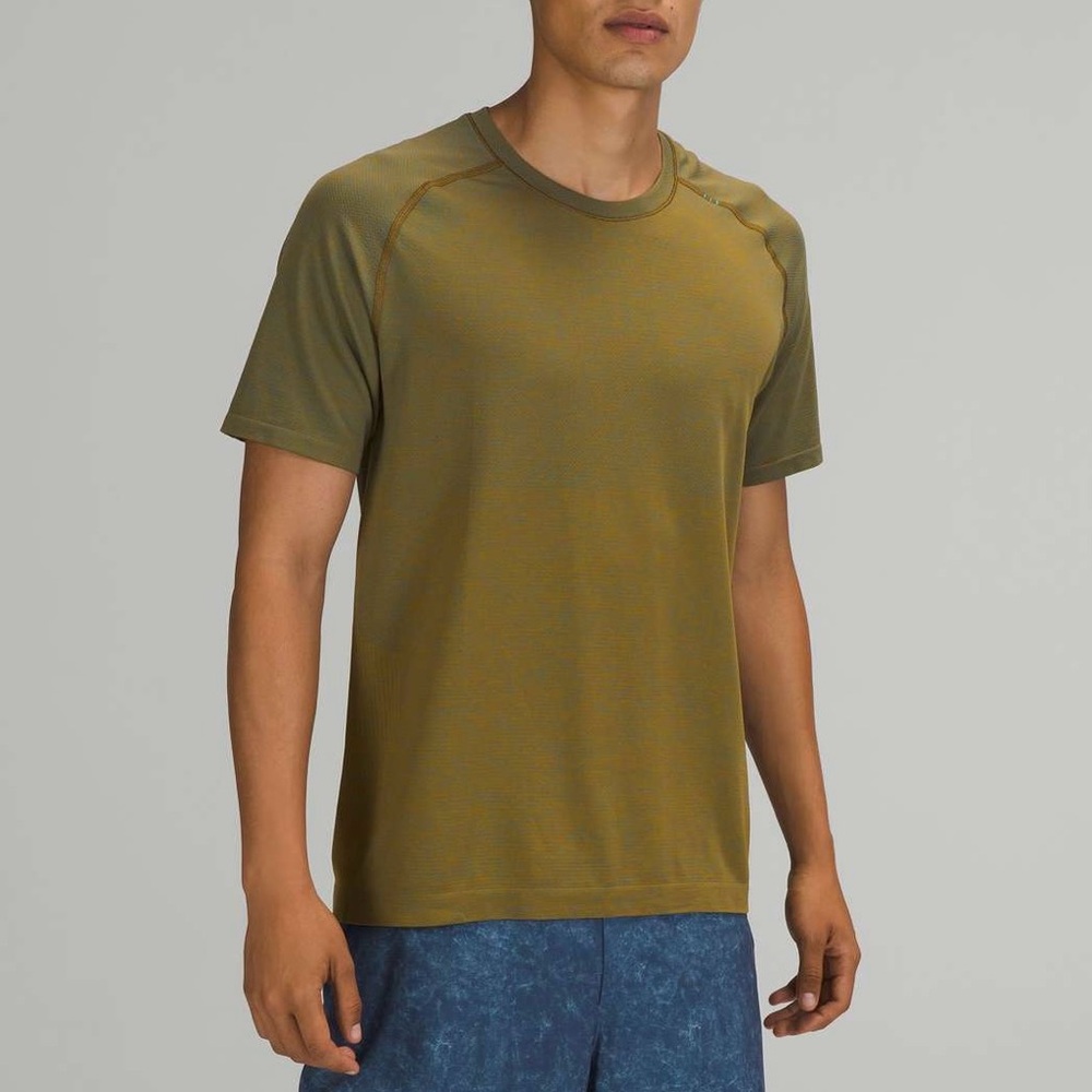 Lululemon Metal Vent Tech short sleeve t-shirt. 💚